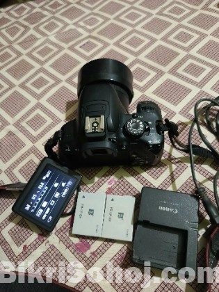 Canon EOS 700D + 50mm Prime Lens | 3 Battery + 128GB